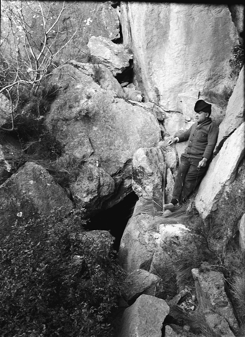 imatge de la noticia L'ocupació de l'avenc del Pep Anton ara fa 3200 anys. Noves aportacions a la prehistòria del Baix Camp.