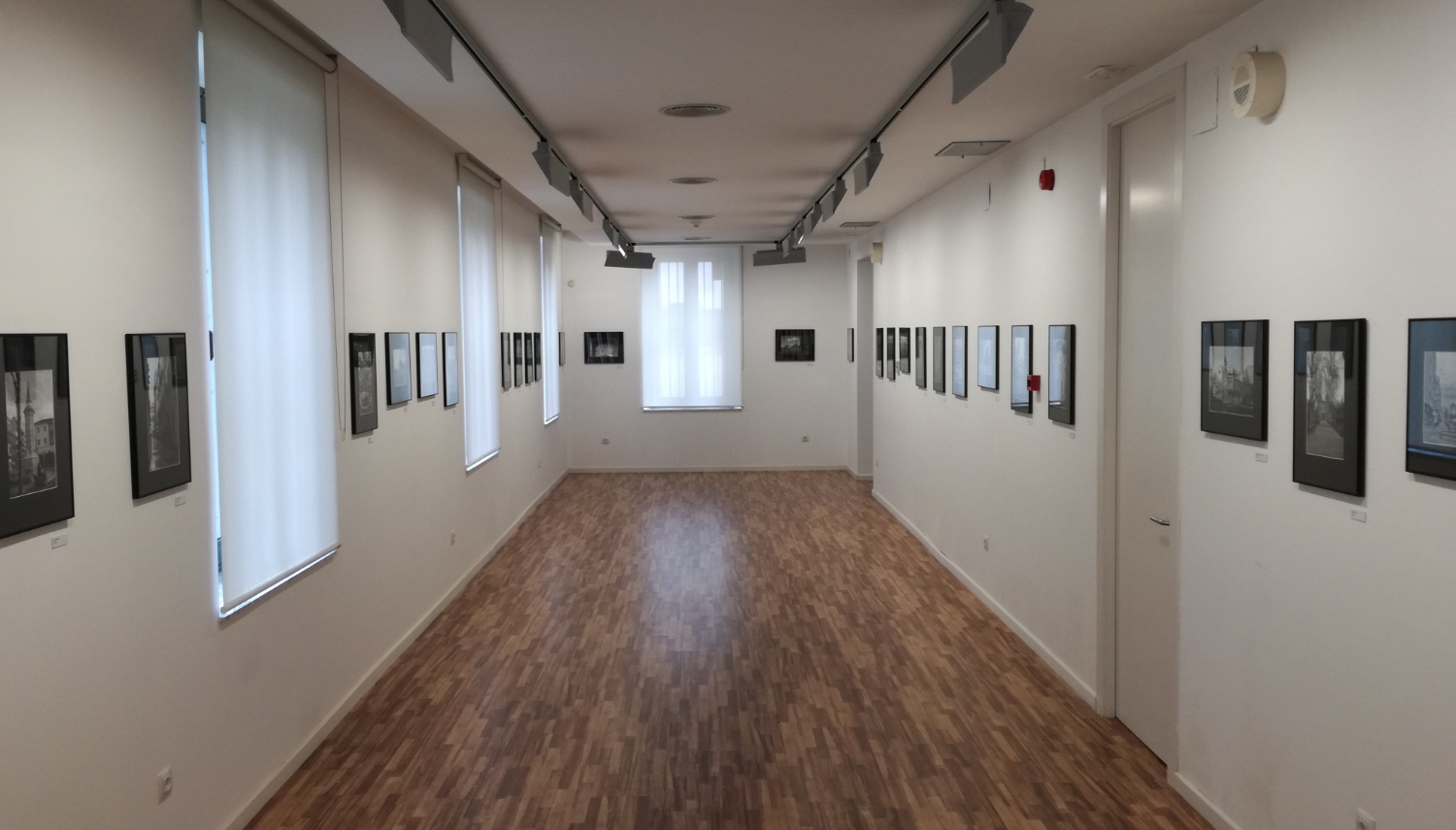 Imatge descriptiva de l'exposició 'Set mirades per a redescobrir Reus'