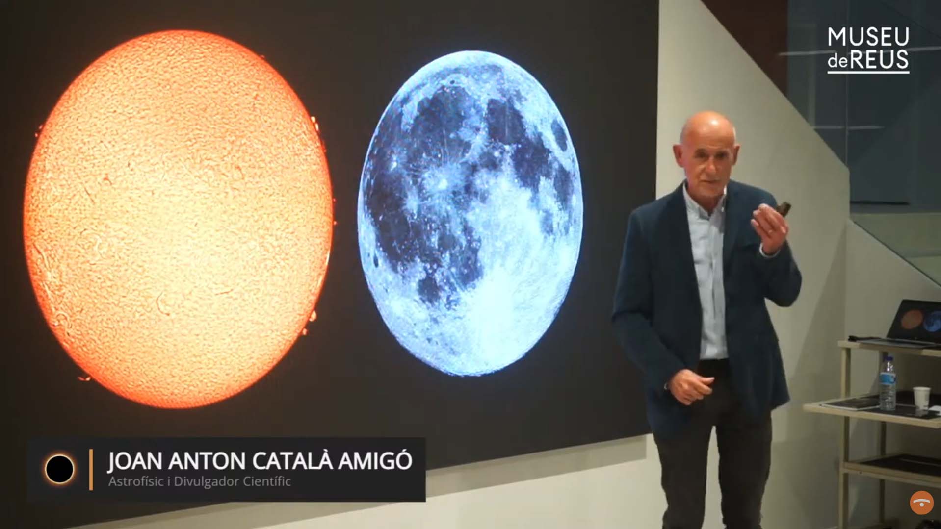 El Museu de Reus va acollir una conferència de l'astrònom Joan Anton Català per celebrar el Dia Internacional dels Museus 