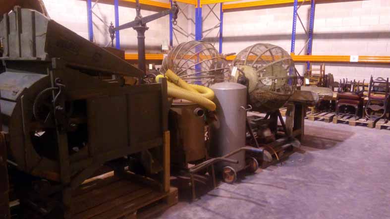 imatge de la noticia El Museu de Reus avança amb la reorganització de les sales de reserva